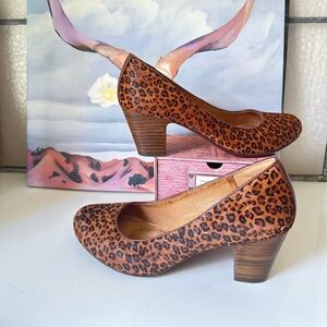 New Sofft Myka Girl Boss Leopard Print Mobwife Cognac Calf Hair Heel Size 8M